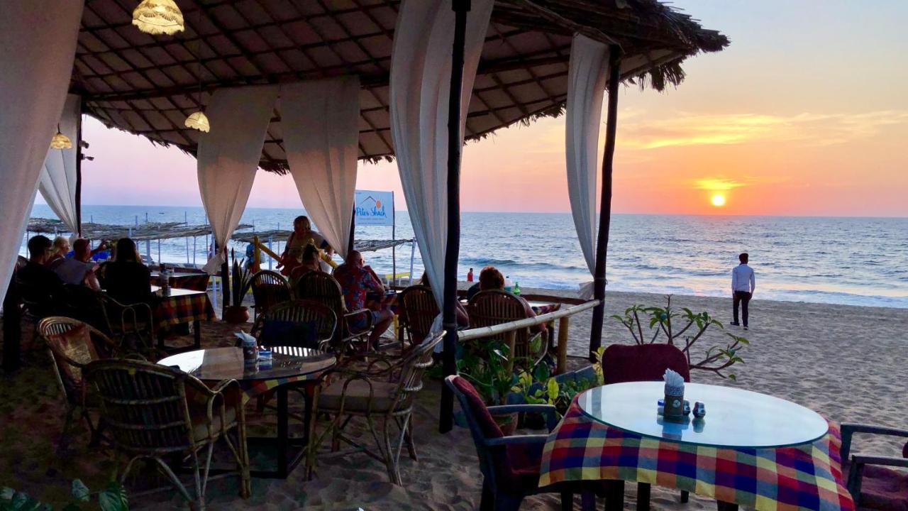 Shanu'S Seaside Inn - A Family-Run Guesthouse Just 100 Metres From Candolim Beach Luaran gambar