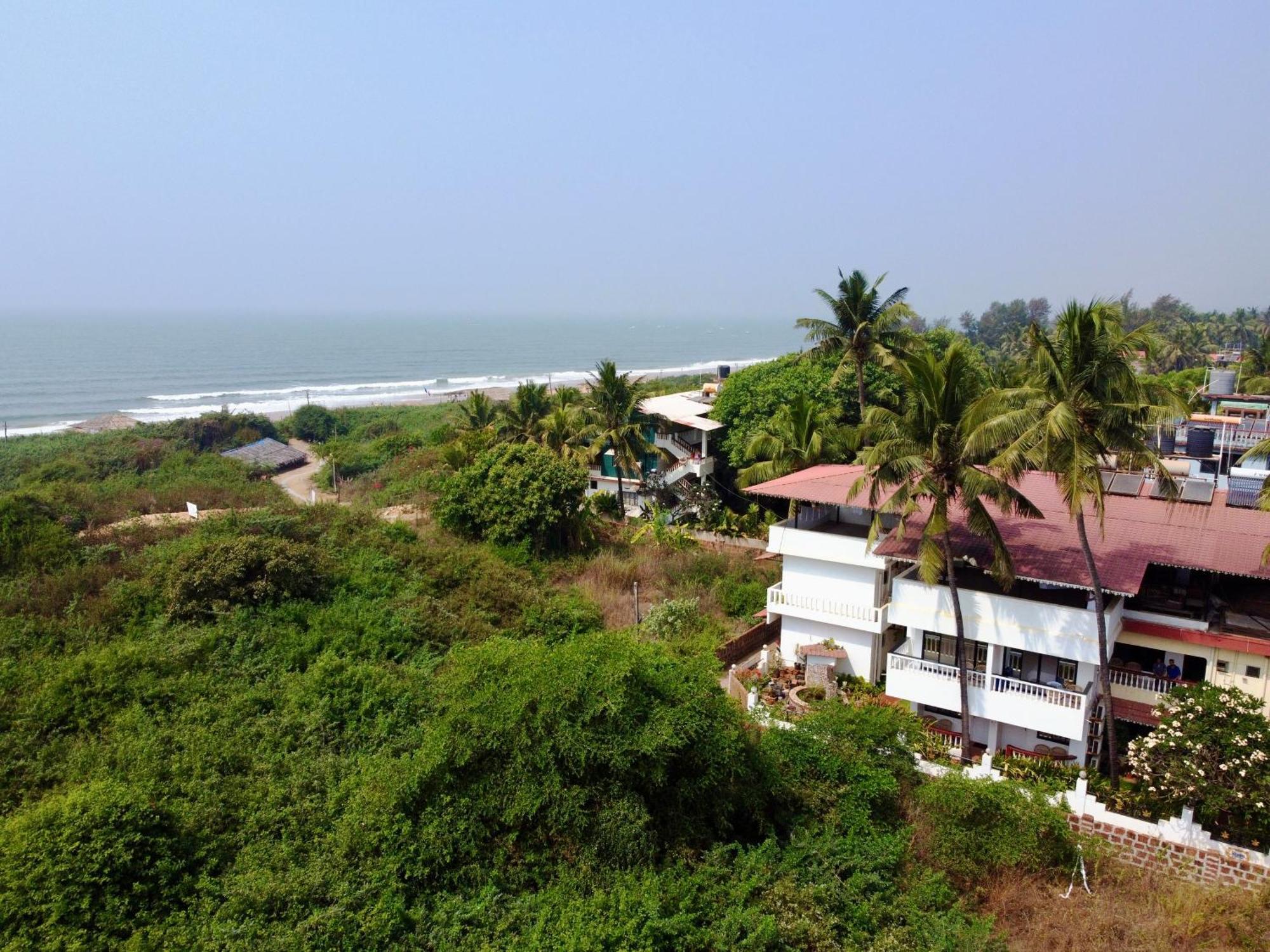 Shanu'S Seaside Inn - A Family-Run Guesthouse Just 100 Metres From Candolim Beach Luaran gambar